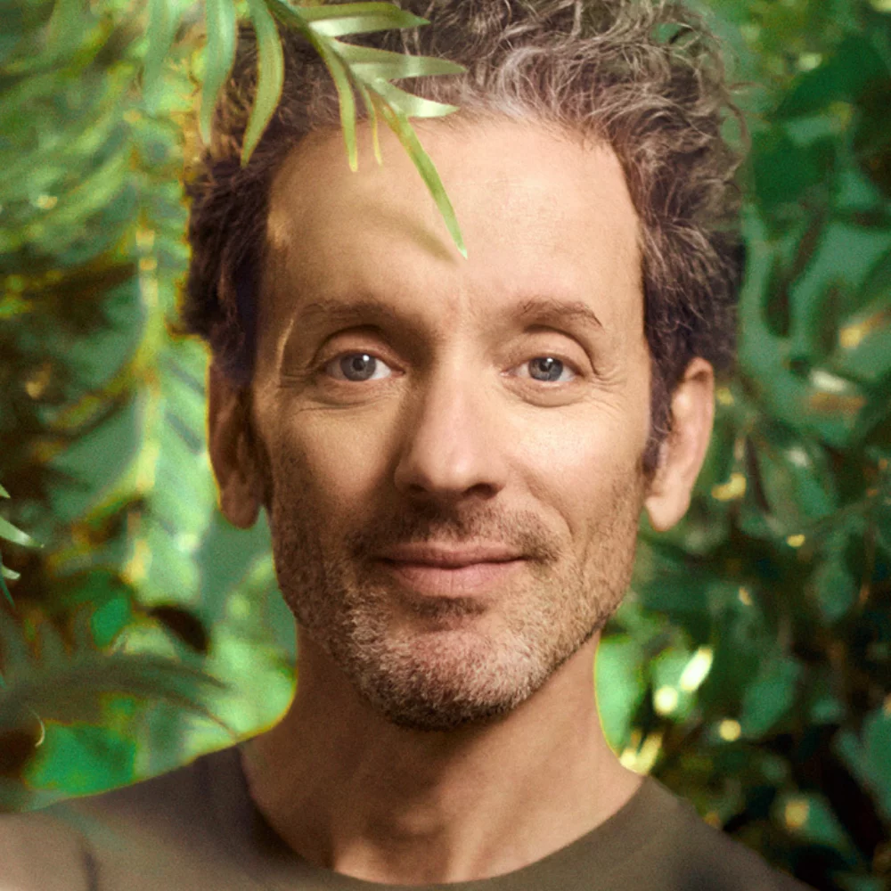 andré-sauvé-vertical andré-sauvé-vertical