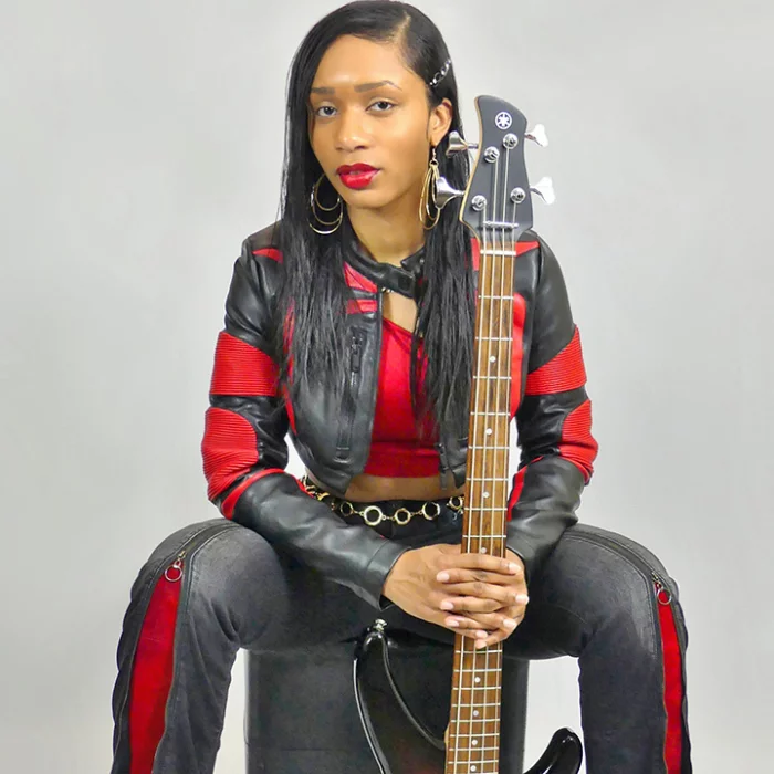 angelique-francis-vertical