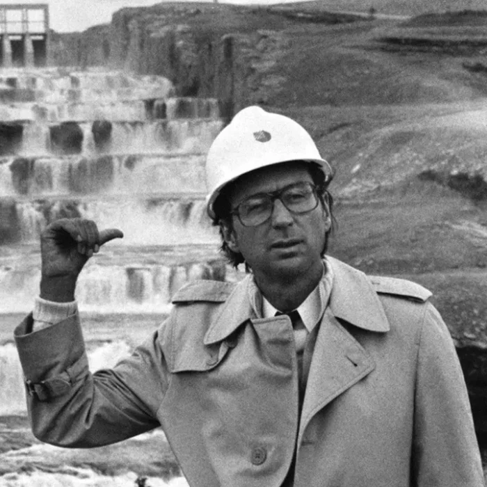 baie-james-1975-:-le-choc-des-nations-vertical