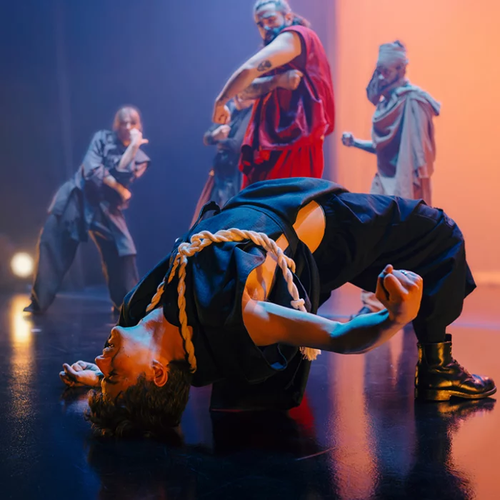 il-pleut,-il-plaint,-il-rage-|-skltr-vertical