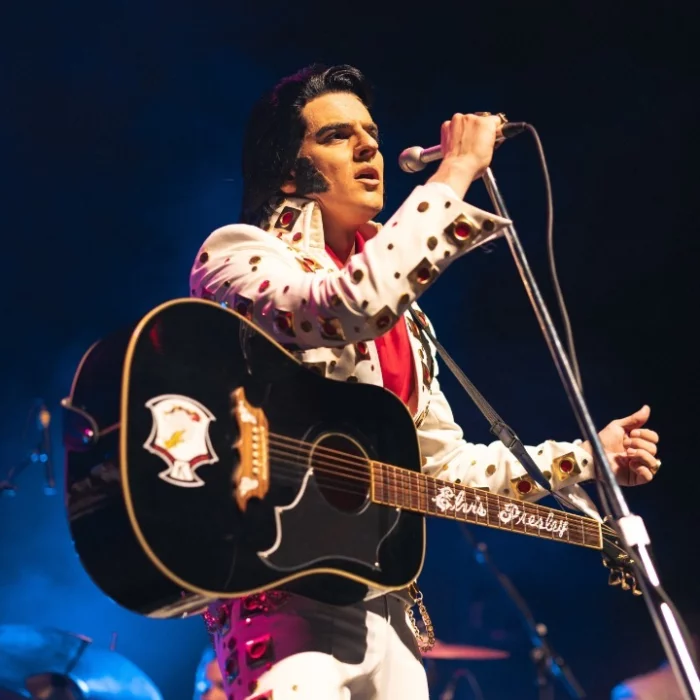 forever-king-vertical